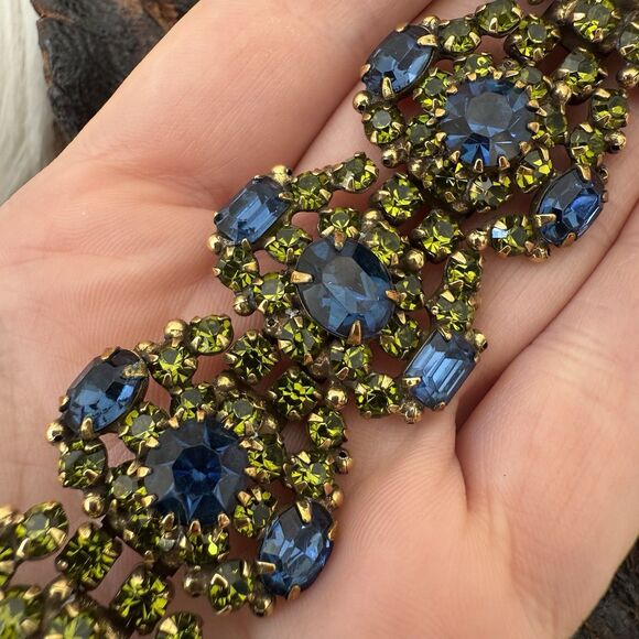 Vintage Kramer of NY Wide Runway Bracelet Green Blue Rhinestone Cluster Gorgeous - Picture 5 of 13